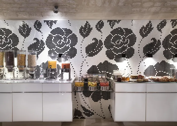 Duminy-vendome מלון 4*