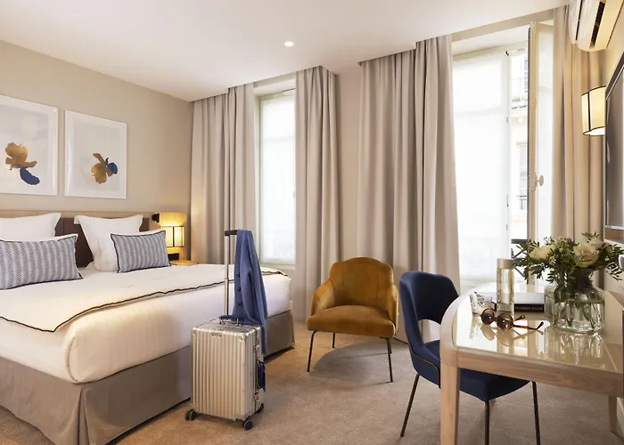 Duminy-vendome 4* París